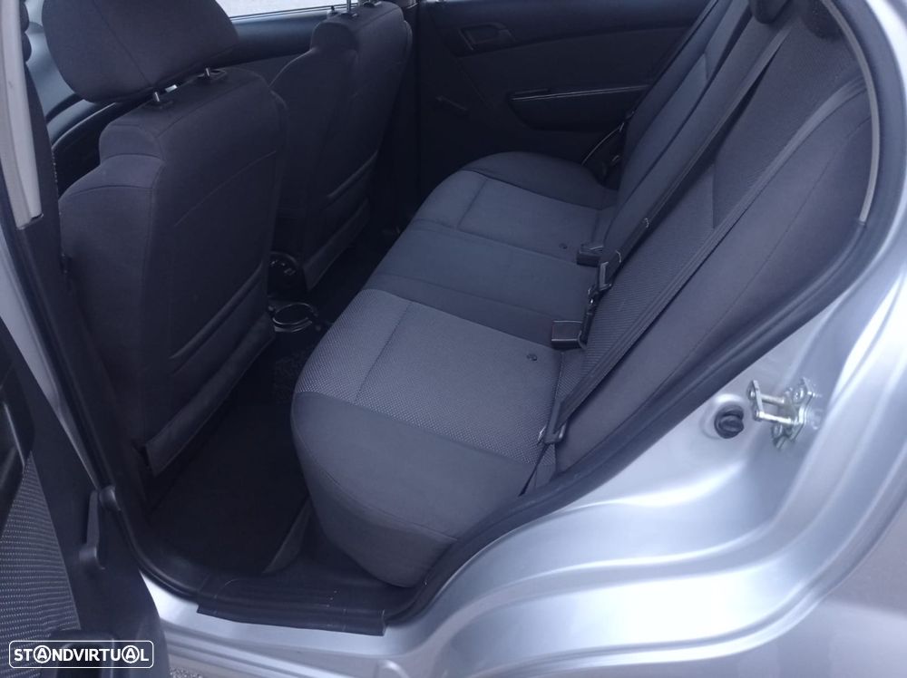 Chevrolet Aveo 1.2 LS - 6
