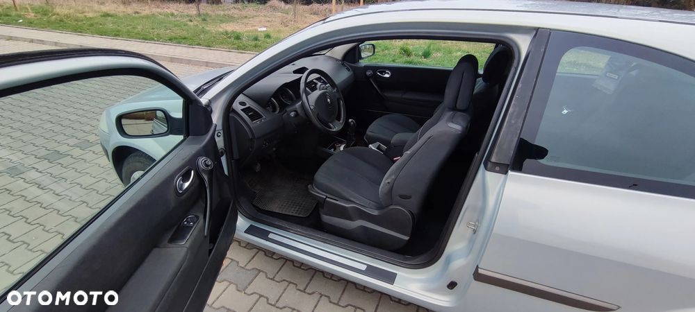 Renault Megane 1.6 16V Confort Authentique - 7