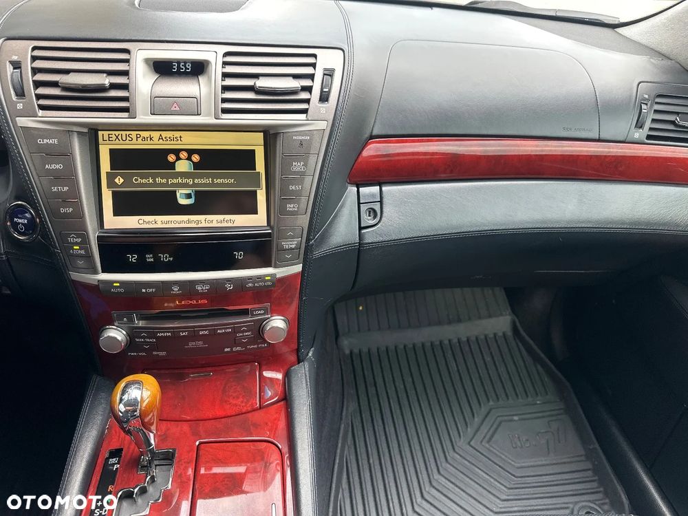 Lexus LS 600h Elite - 21