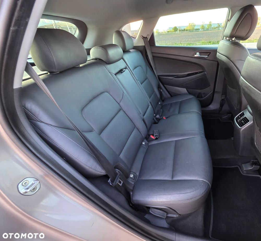 Hyundai Tucson blue 1.7 CRDi 2WD Passion Plus - 17