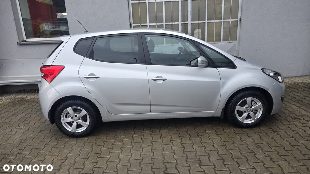 Hyundai ix20 1.4 CRDi Trend - 26