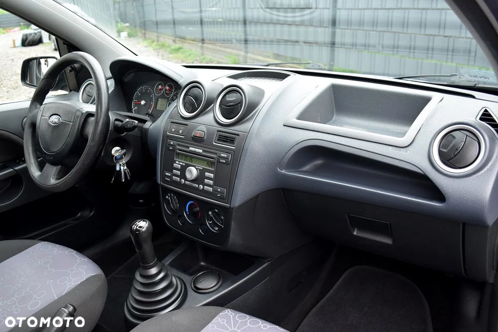 Ford Fiesta 1.4 Black Magic - 13