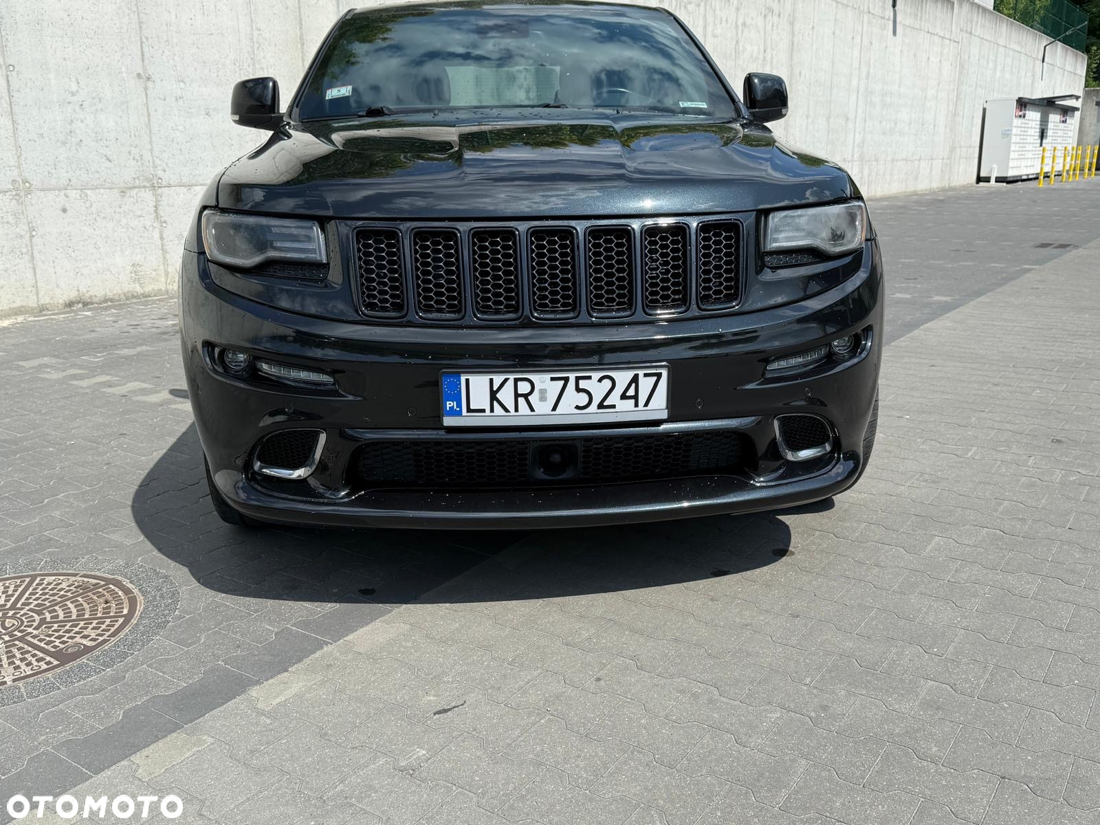 Jeep Grand Cherokee - 13