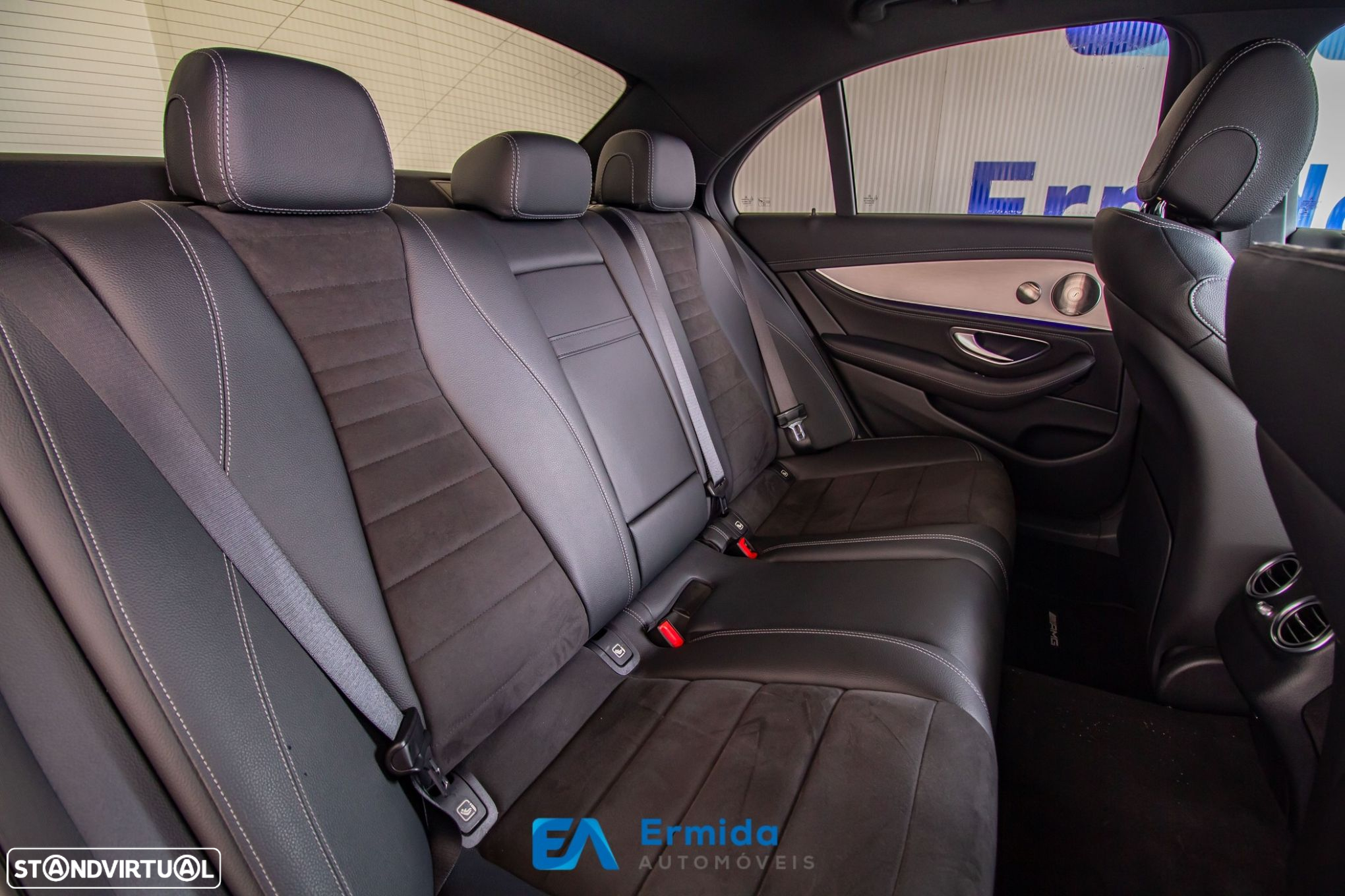 Mercedes-Benz E 300 de AMG Line - 30