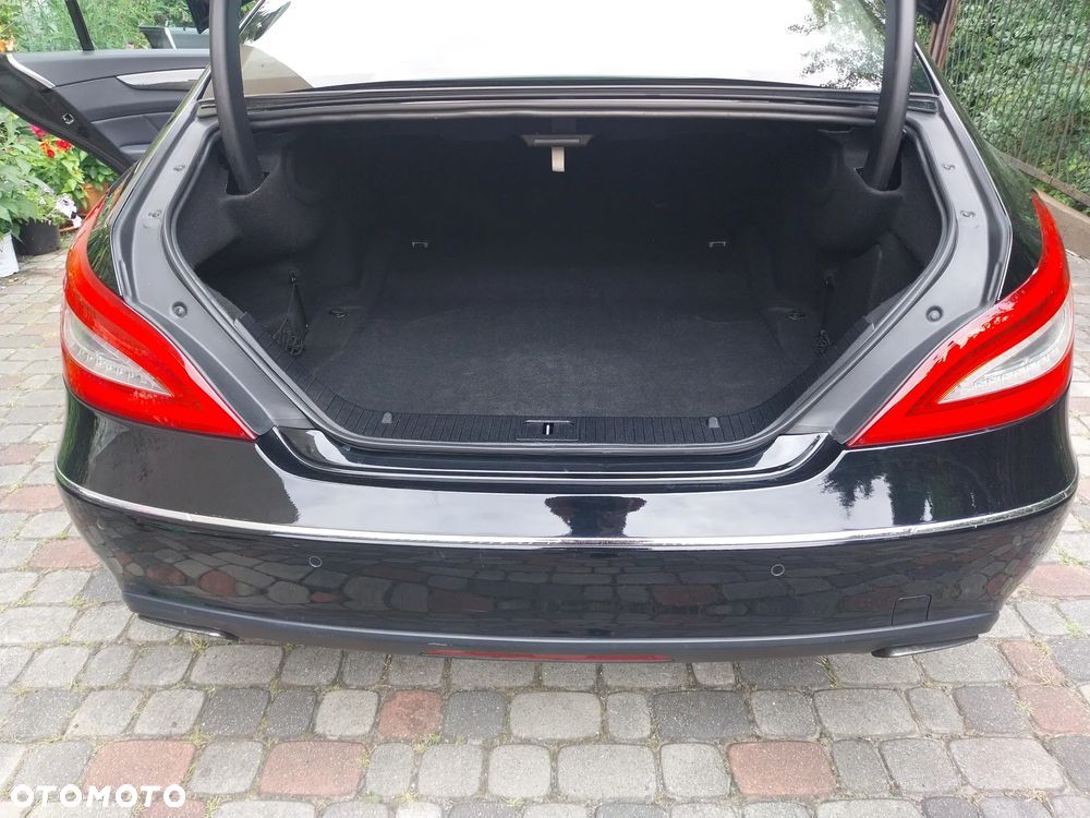 Mercedes-Benz CLS 350 CDI 4-Matic BlueEff - 17
