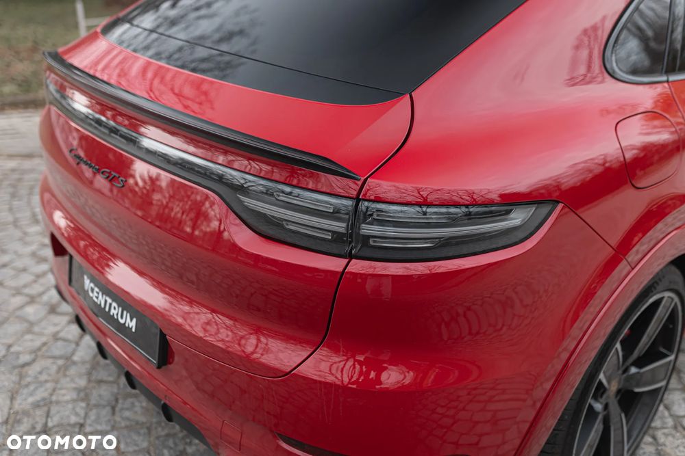 Porsche Cayenne GTS - 16