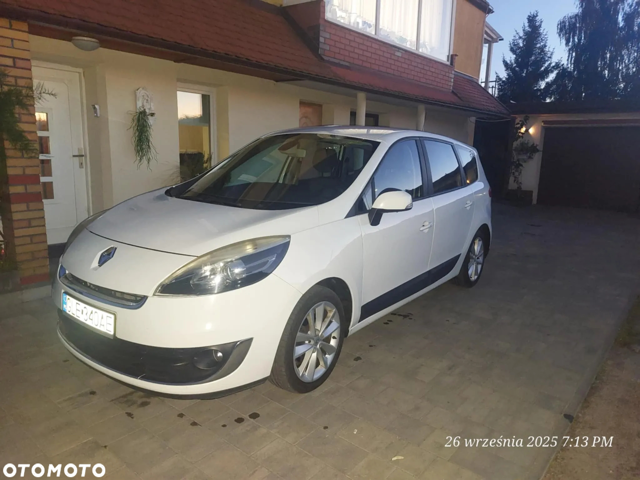 Renault Grand Scenic Gr 1.5 dCi TomTom Edition EDC - 2