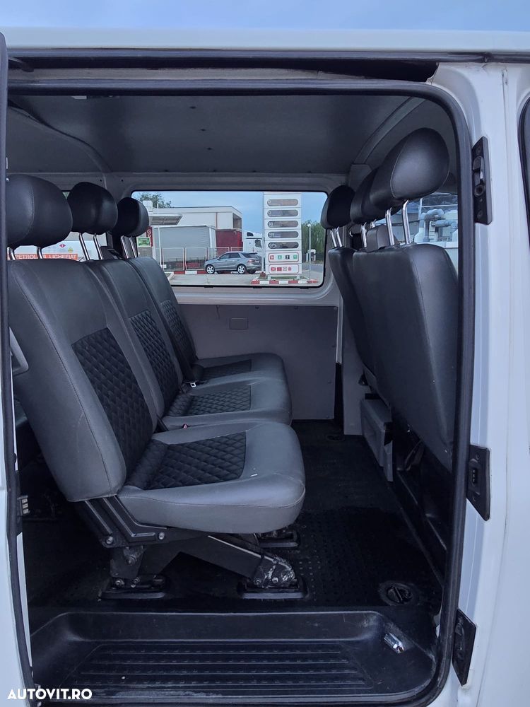 Volkswagen Transporter - 9