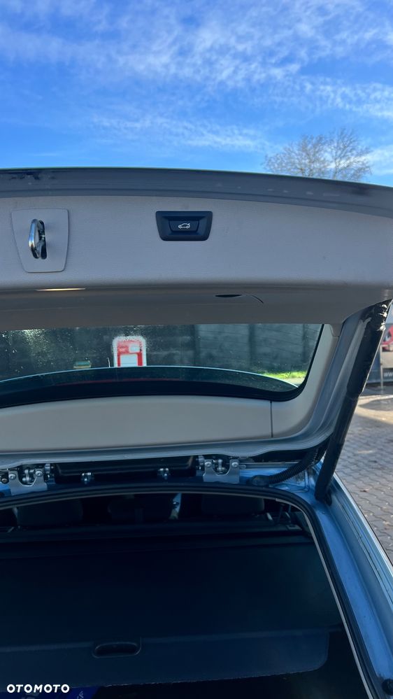 BMW Seria 3 320i Sport Line - 19