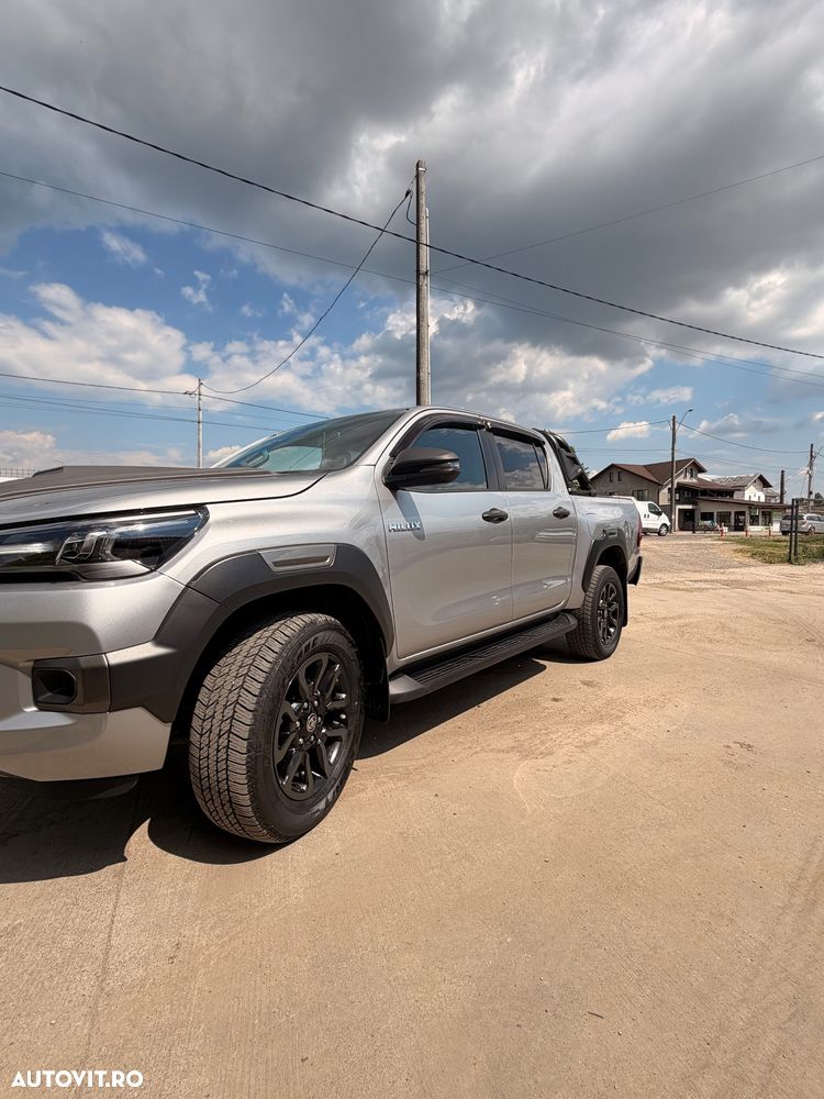 Toyota Hilux 2.8D 204CP 4x4 Double Cab AT GR Sport - 3