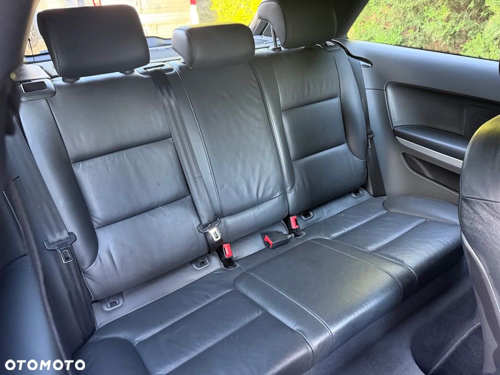 Audi A3 3-drzwiowe 1.4 TFSI S line Sportpaket - 26