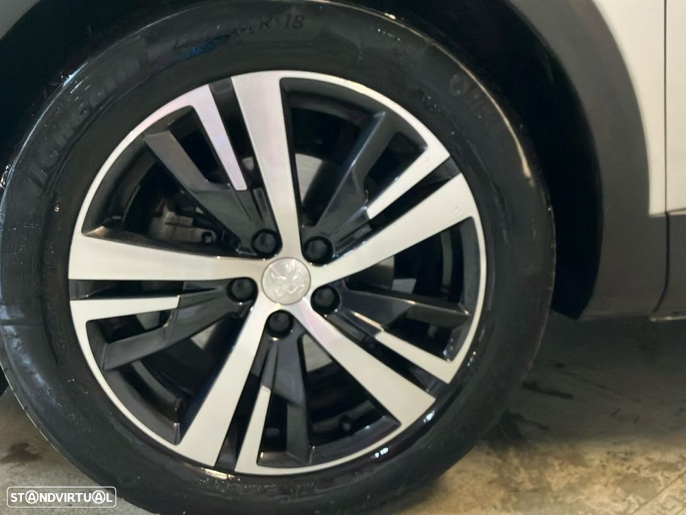 Peugeot 3008 1.5 BlueHDi Allure EAT8 - 9