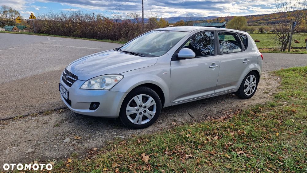 Kia Ceed 1.4 Comfort + - 2