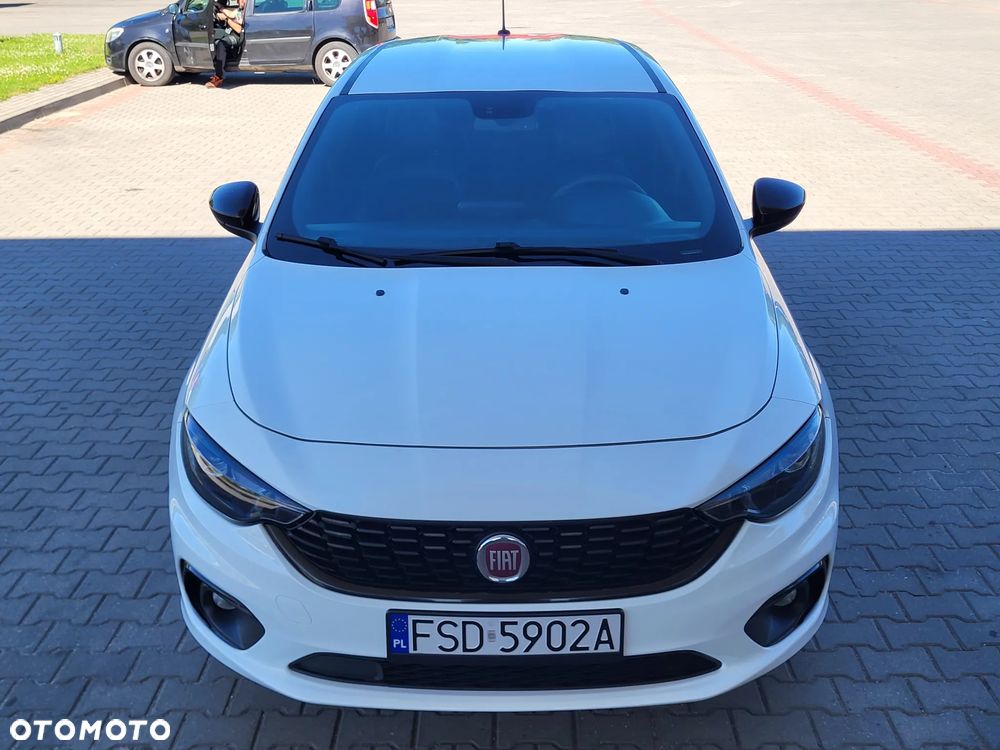 Fiat Tipo 1.4 T-Jet S-Design - 3