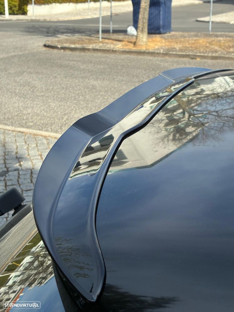 Volvo V40 2.0 D2 R-Design - 6