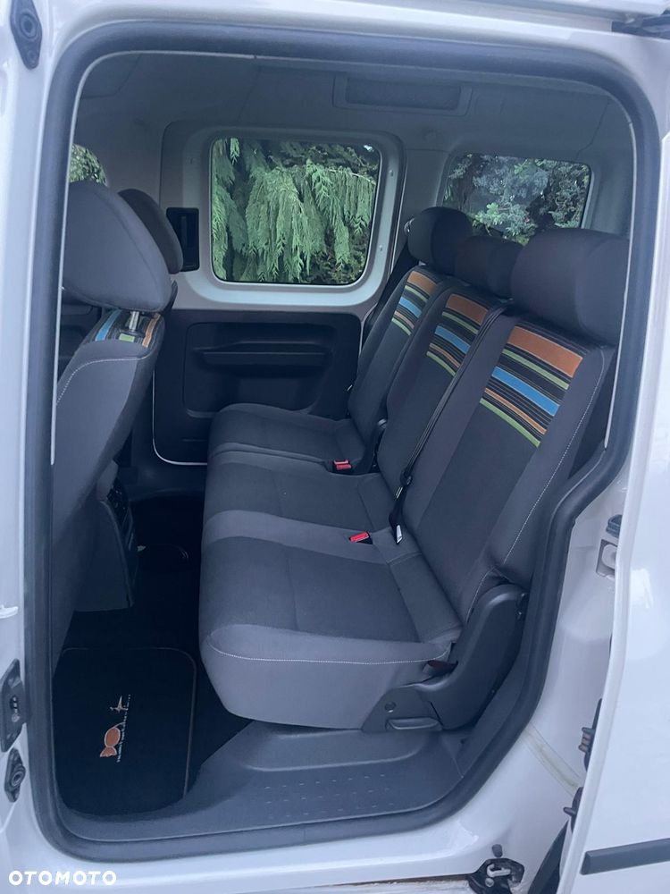 Volkswagen Caddy Comfortline BMT - 11