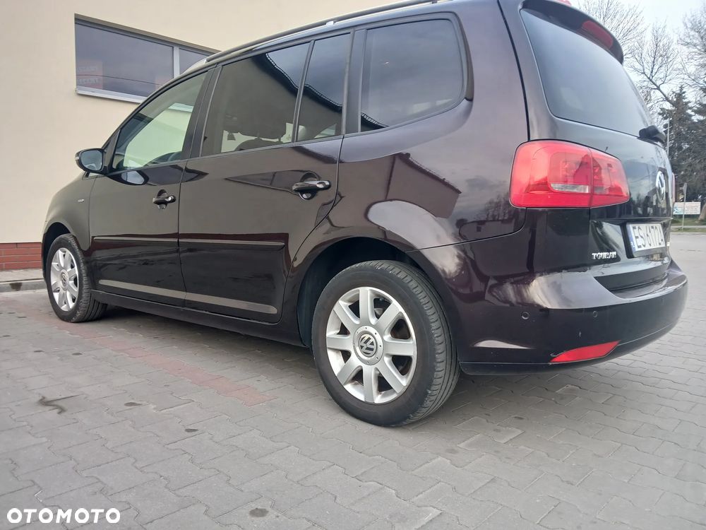 Volkswagen Touran 1.6 TDI DPF BlueMotion Technology DSG Comfortline - 13