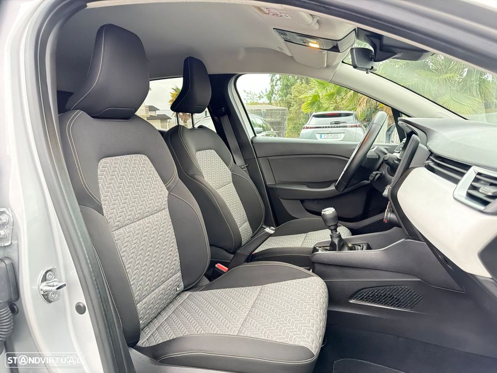 Renault Clio 1.0 TCe Evolution - 32