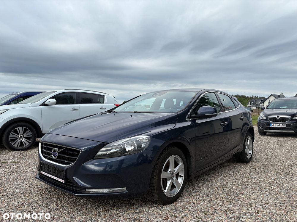 Volvo V40 D3 Geartronic Momentum - 2