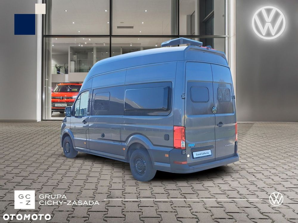 Volkswagen Grand California Grand California 600 DMC 3500kg silnik: 2,0 l TDI EURO VI-e SCR / 163KM/skrzynia biegów: Przedni napęd automatyczna 8-biegowa rozstaw osi: 3640 mm - 3