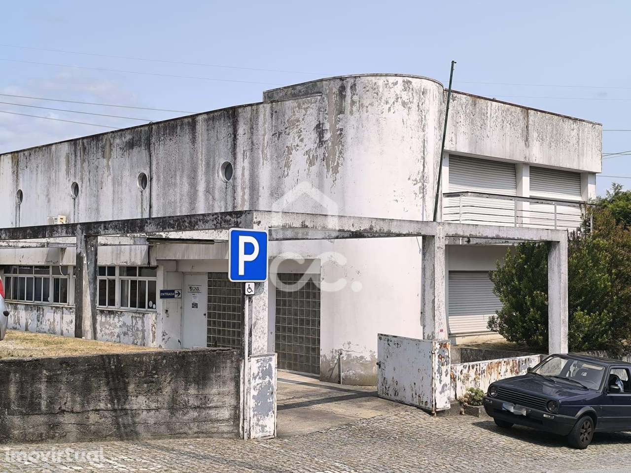 Imóvel afeto a serviços em Lordelo - Grande imagem: 2/47