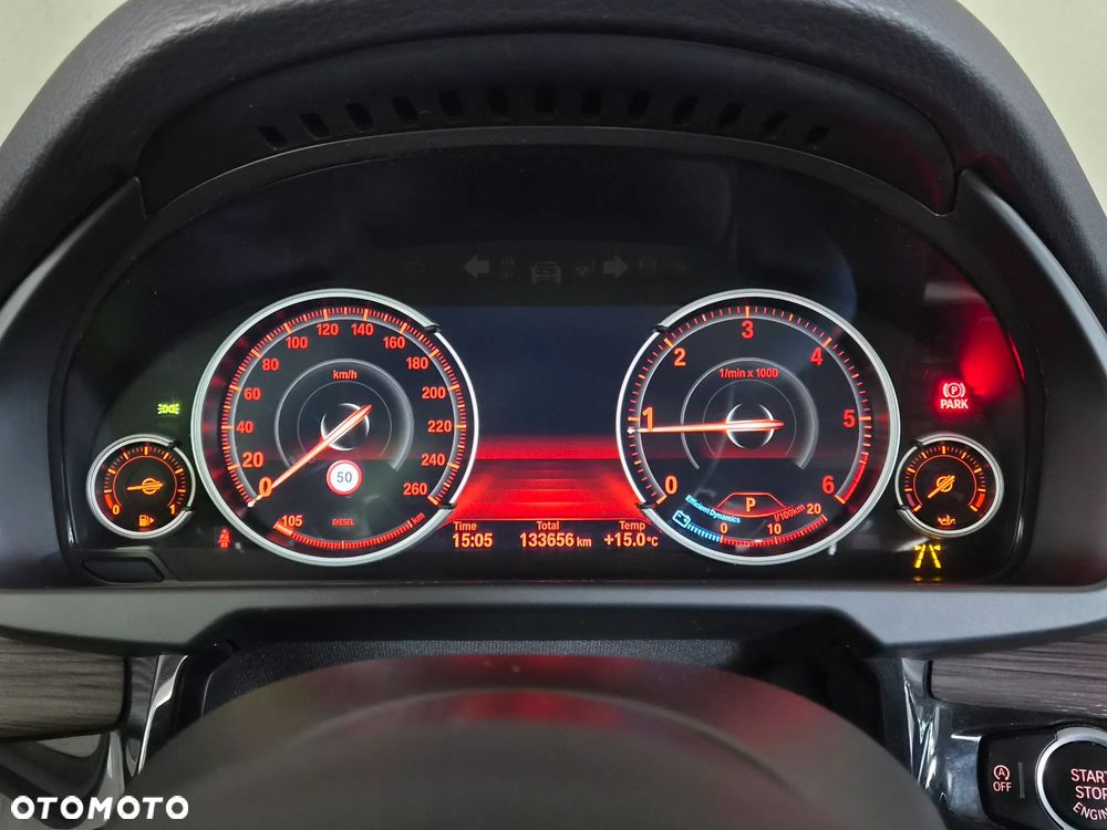 BMW X5 xDrive25d - 12