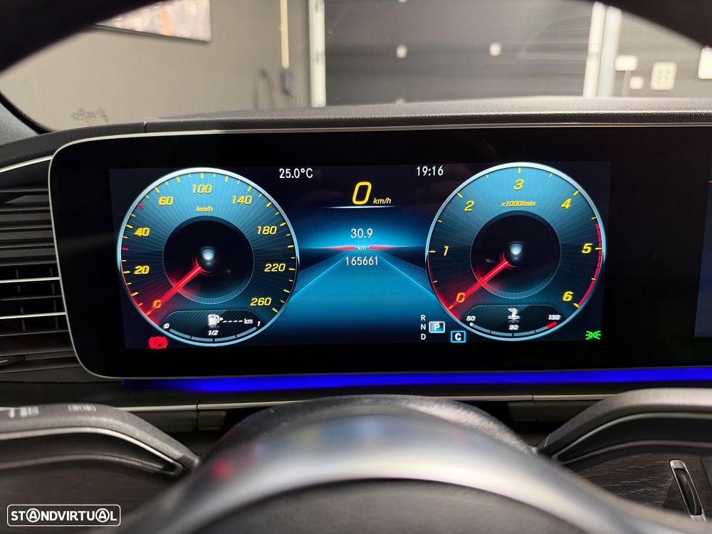 Mercedes-Benz GLE 400 d 4Matic 9G-TRONIC AMG Line - 25