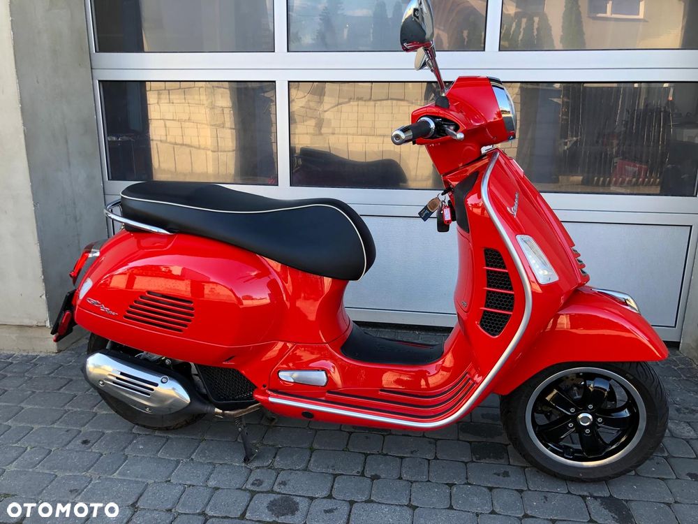 Vespa GTS - 12
