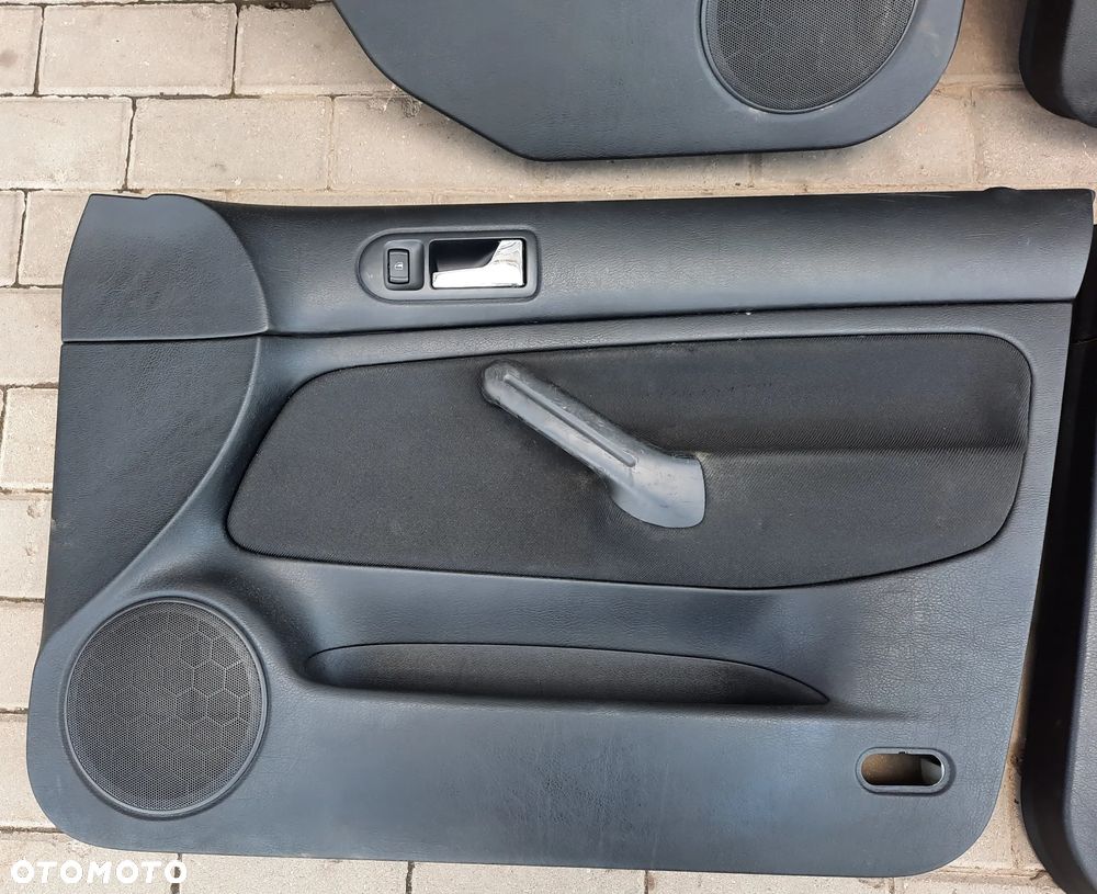 BOCZKI DRZWI TYŁ VW GOLF IV KOMBI - 9