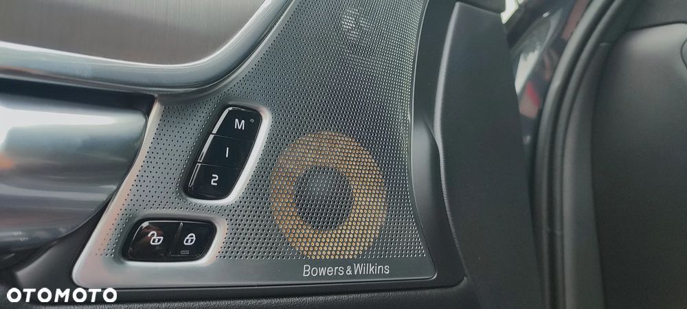 Volvo S90 D4 SCR Momentum Pro - 17
