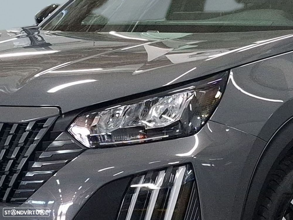 Peugeot 2008 1.2 PureTech Allure - 3