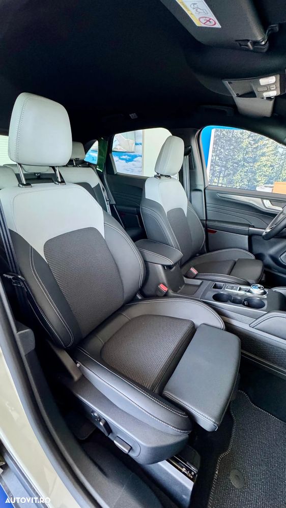 Ford Kuga 2.5 Duratec FHEV 4x4 SOUND EDITION - 6
