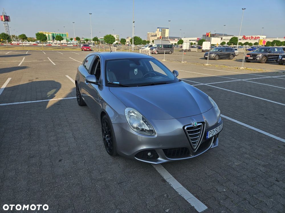 Alfa Romeo Giulietta 2.0 JTDM Distinctive - 13