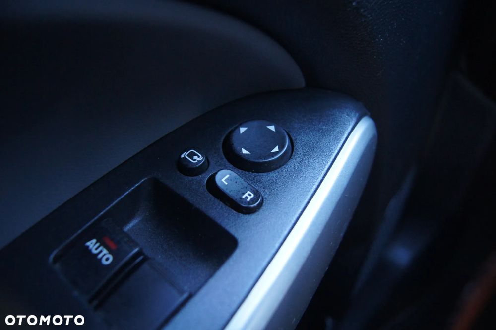 Mazda 2 1.3 MZR Active - 22