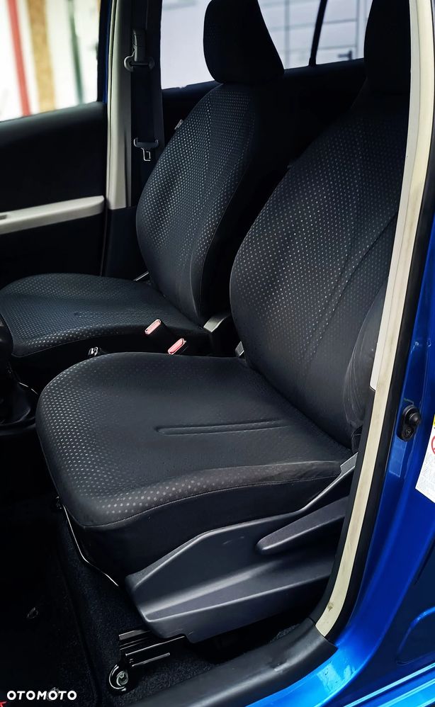 Toyota Yaris 1.33 VVT-i Sol - 14