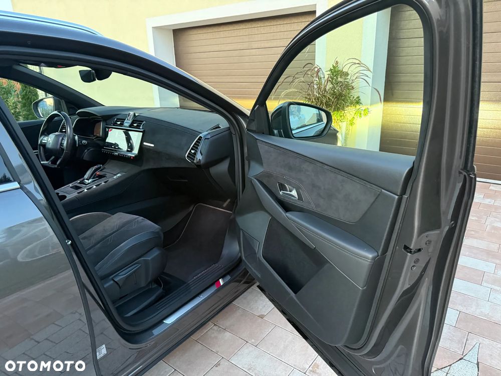 DS Automobiles DS 7 Crossback 2.0 BlueHDi Performance Line + - 23