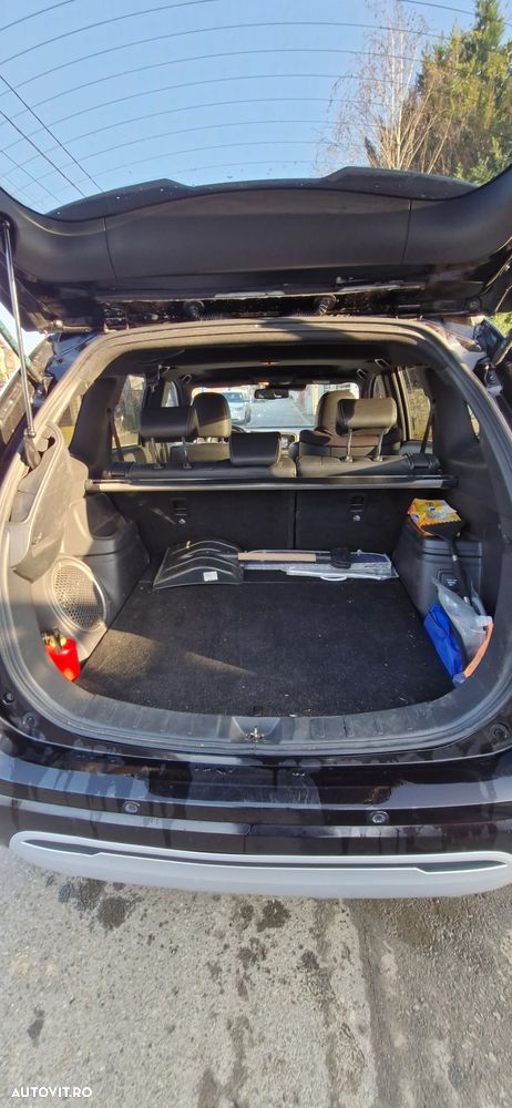 Mitsubishi Outlander PHEV 2.4 L 4X4 Instyle+ - 19