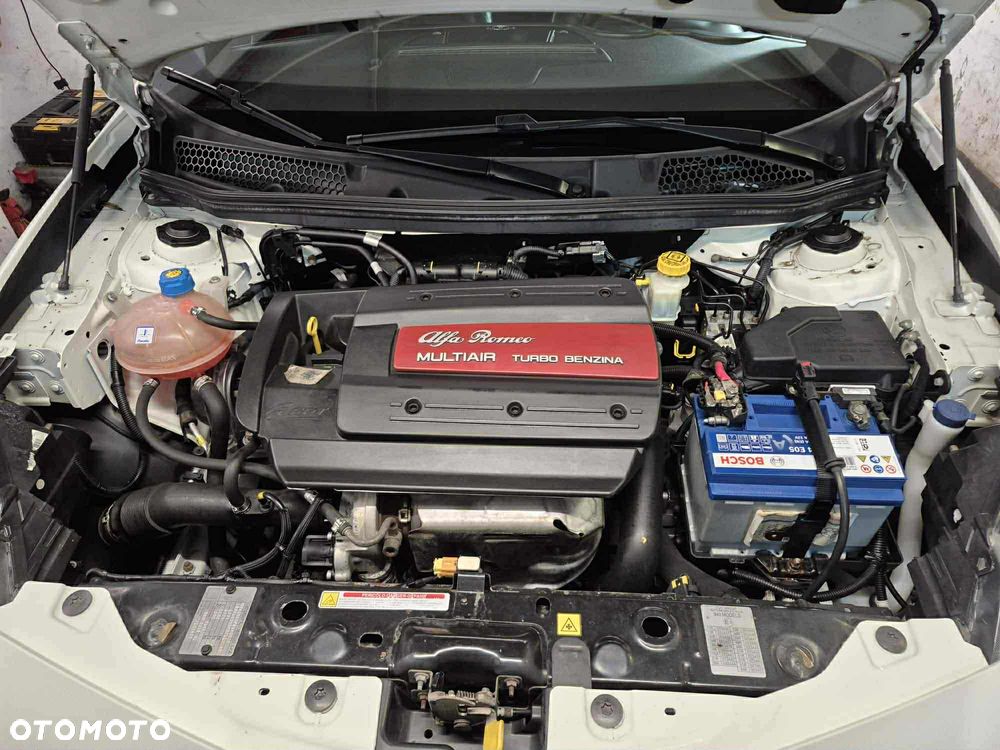 Alfa Romeo Giulietta 1.4 TB MultiAir Distinctive - 31
