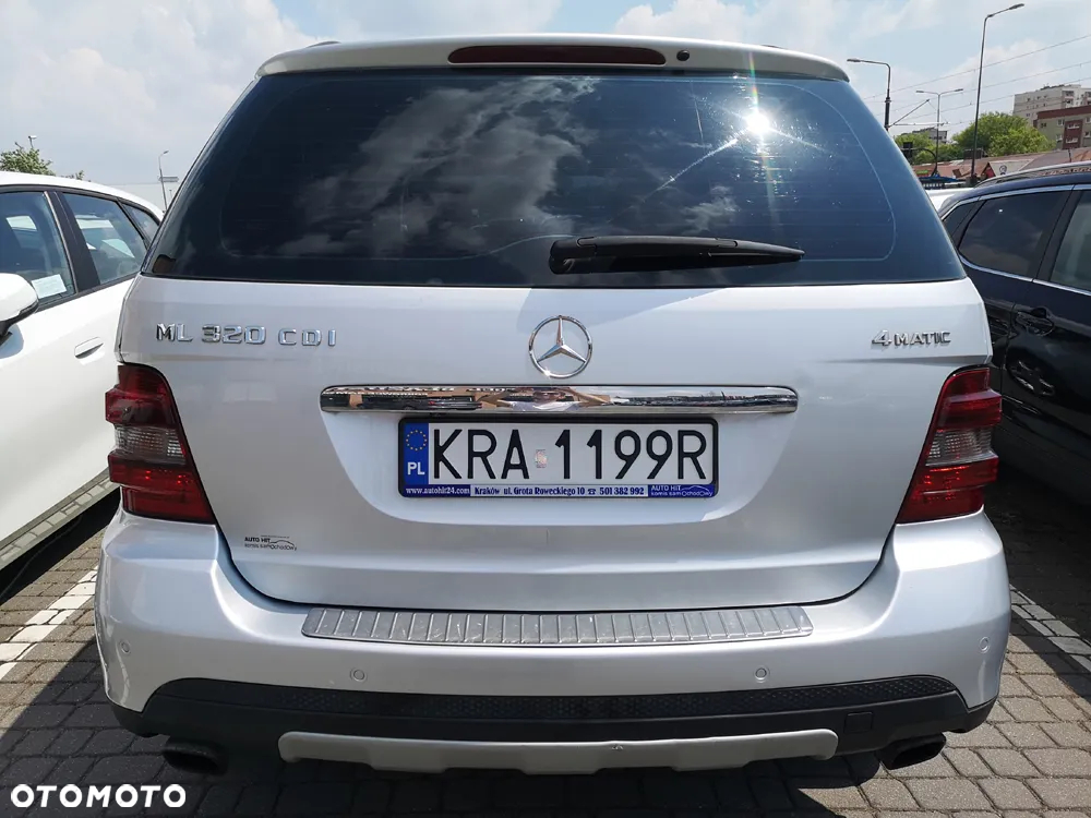 Mercedes-Benz ML 320 CDI 4Matic 7G-TRONIC - 4