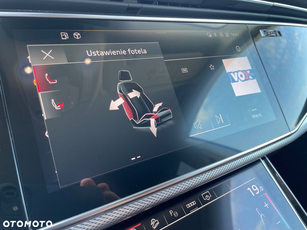 Audi Q8 SUV TFSI quattro 250 kW tiptronic S line business - 32