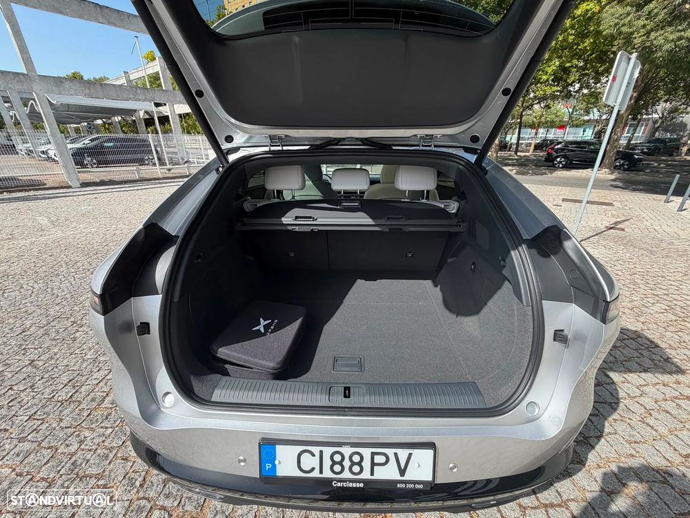 Xpeng G6 80.8 kWh Long Range - 11