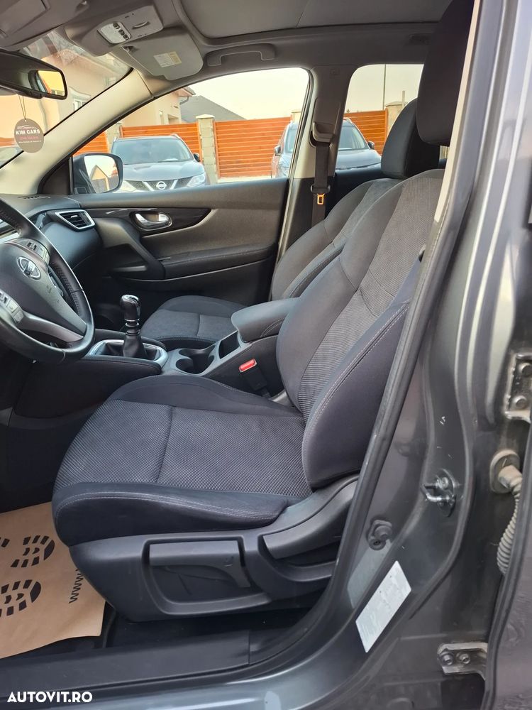 Nissan Qashqai 1.6 DCI N-Connecta - 9