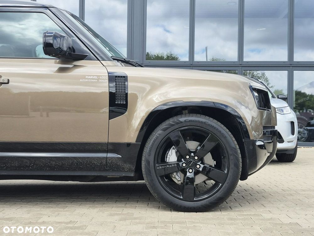 Land Rover Defender 130 D350 X-Dynamic HSE - 9