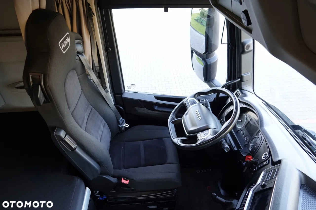 Iveco S-WAY / 530 / RETARDER / KLIMA POSTOJOWA / CAŁA NA PODUSZKACH / OPONY  100% / SPROWADZONY / PO KONTRAKCIE SERWISOWYM - 25