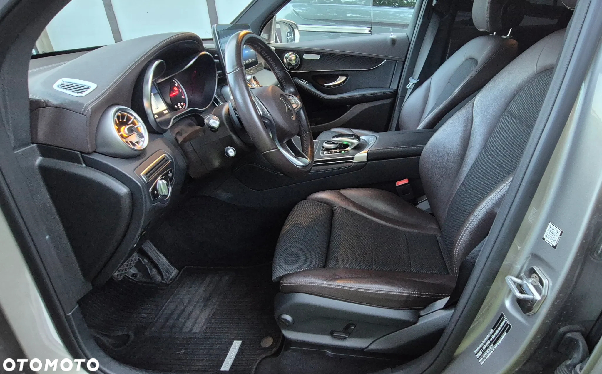 Mercedes-Benz GLC 250 4Matic 9G-TRONIC - 19