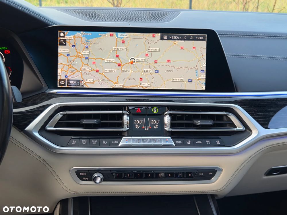 BMW X7 - 23
