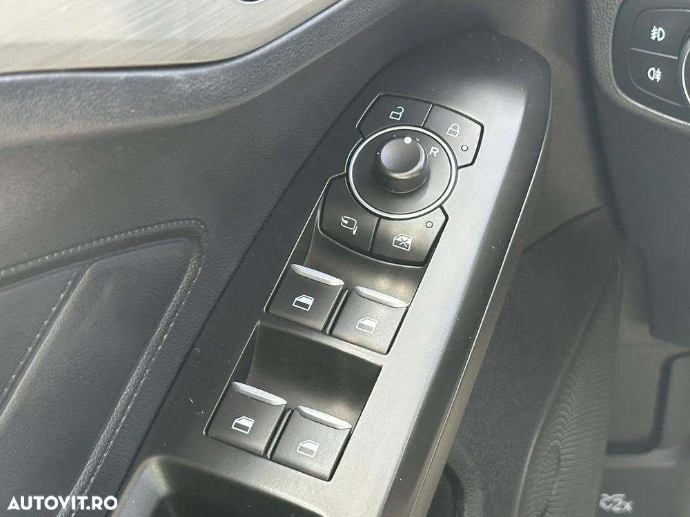 Ford Focus 1.0 EcoBoost MHEV Titanium X - 34