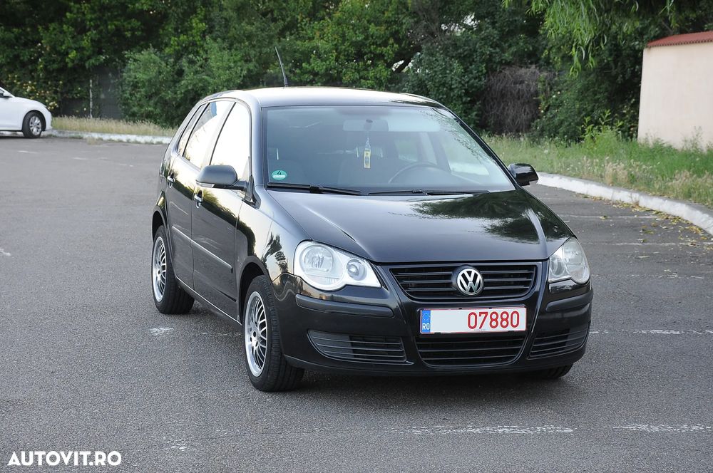Volkswagen Polo - 2
