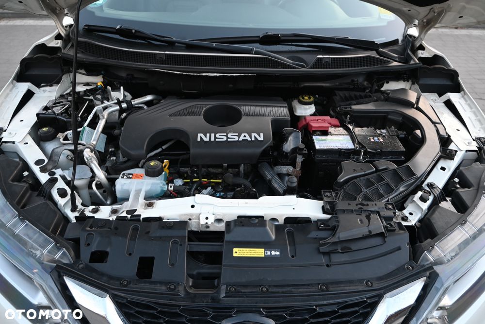 Nissan Qashqai 1.7 dCi 4x4 Tekna+ Xtronic - 36