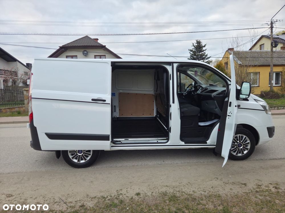 Ford Transit - 18